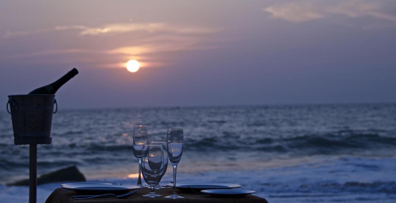 Niraamaya Wellness Retreats, Surya Samudra, Kovalam Ngoại thất bức ảnh